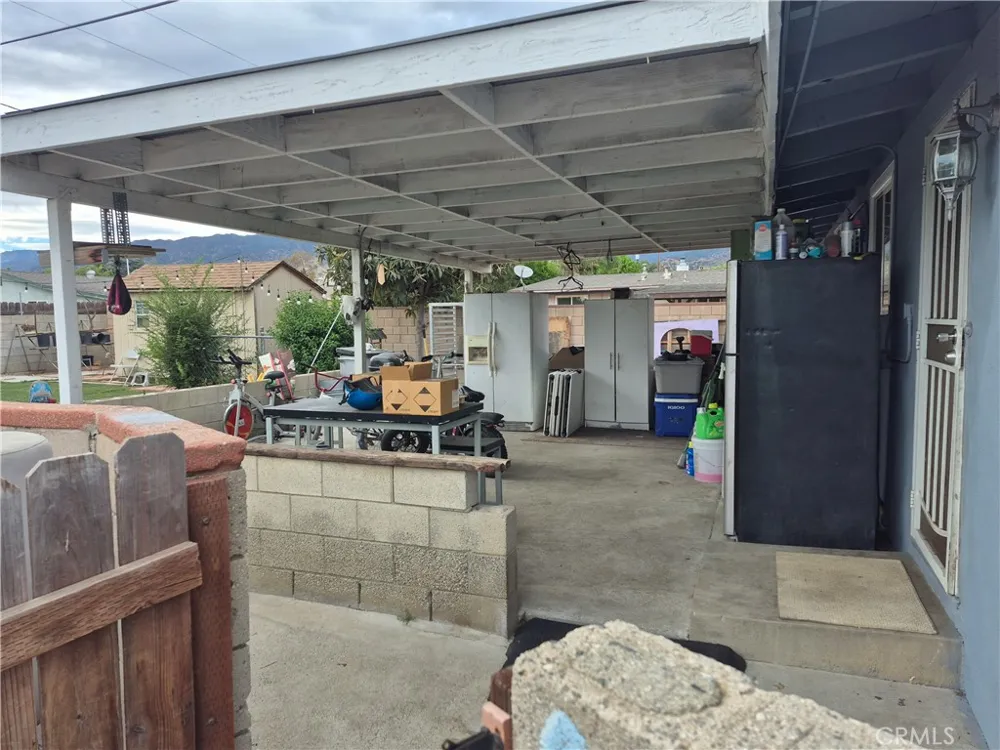 419 E Lee Azusa, CA 91702