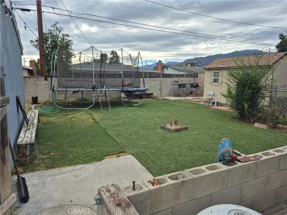 419 E Lee Azusa, CA 91702