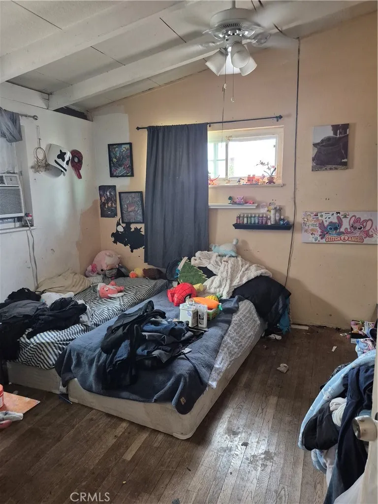 419 E Lee Azusa, CA 91702