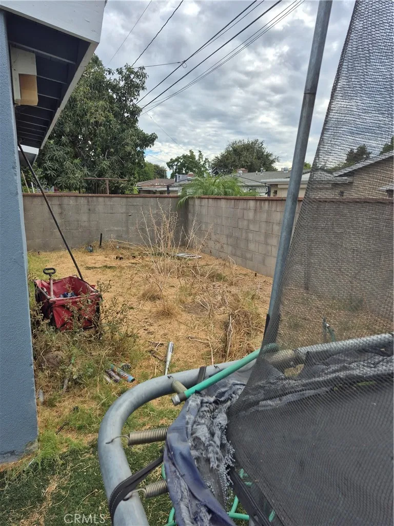 419 E Lee Azusa, CA 91702