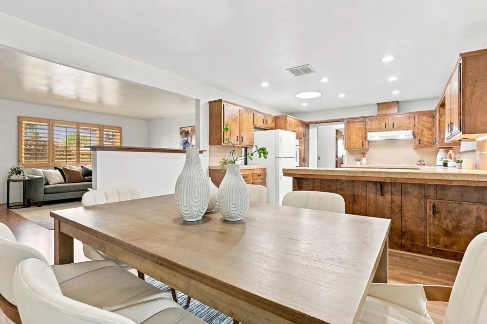43154 Parkway Avenue Hemet, CA 92544
