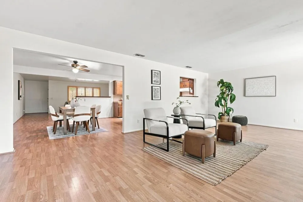 43154 Parkway Avenue Hemet, CA 92544