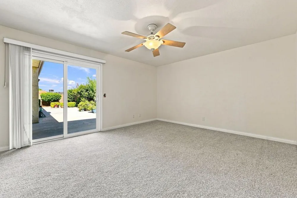 43154 Parkway Avenue Hemet, CA 92544