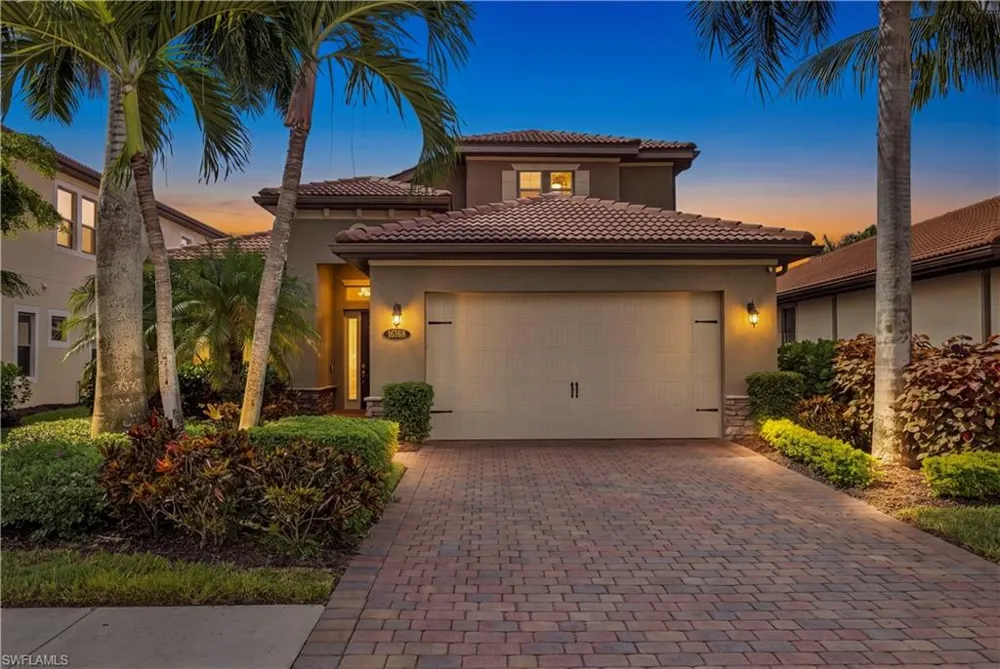 16168 Aberdeen Avenue Naples, FL 34110