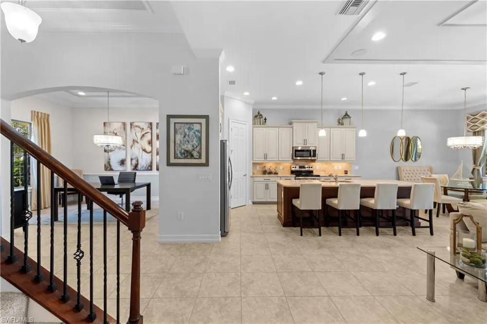 16168 Aberdeen Avenue Naples, FL 34110