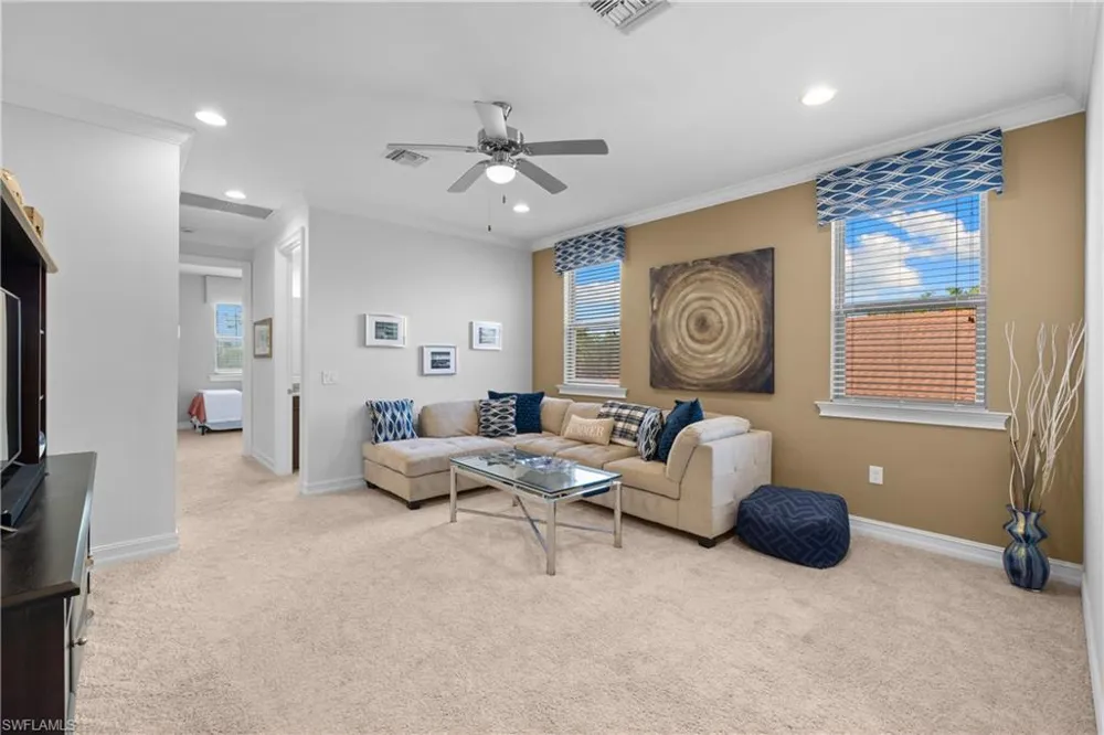 16168 Aberdeen Avenue Naples, FL 34110