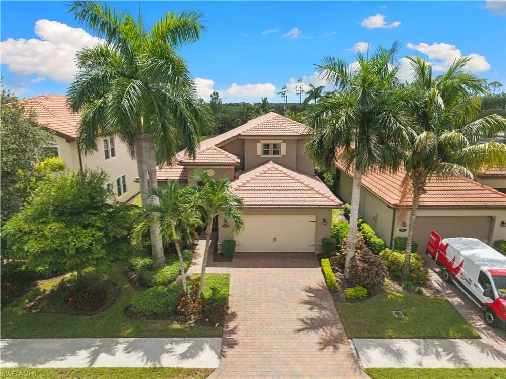 16168 Aberdeen Avenue Naples, FL 34110