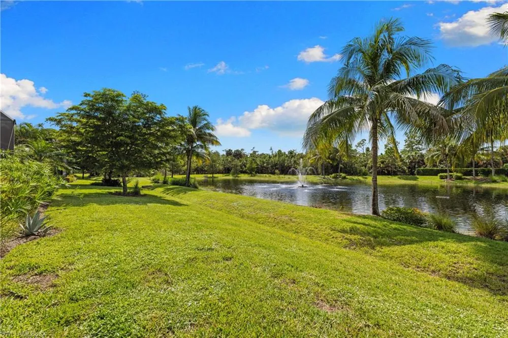 16168 Aberdeen Avenue Naples, FL 34110