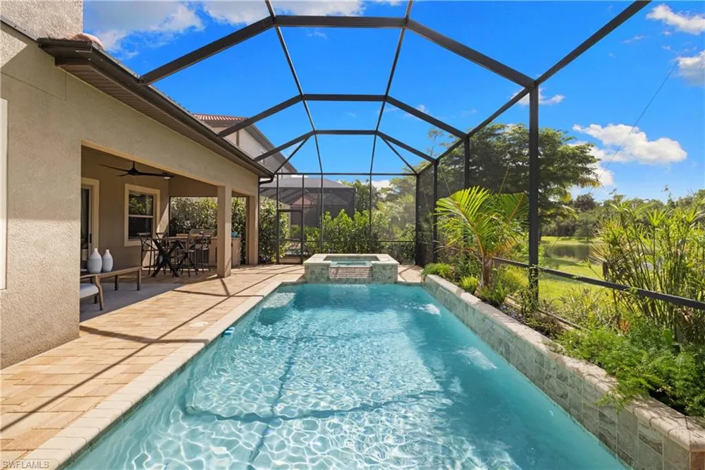 16168 Aberdeen Avenue Naples, FL 34110