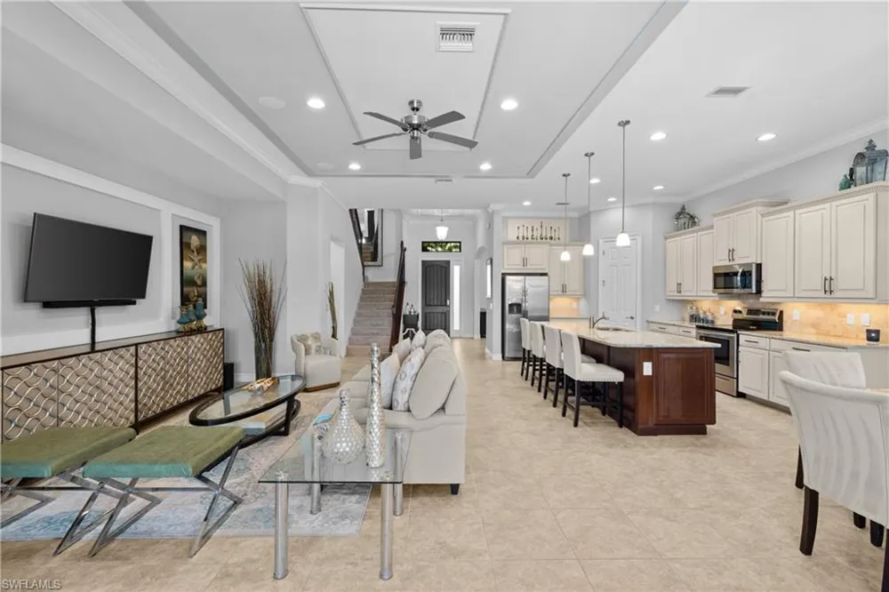 16168 Aberdeen Avenue Naples, FL 34110