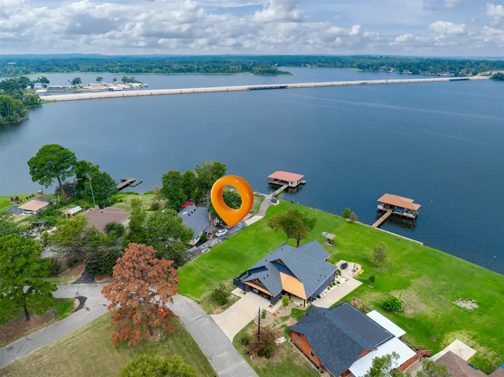 22451 Cherry Lane Frankston, TX 75763