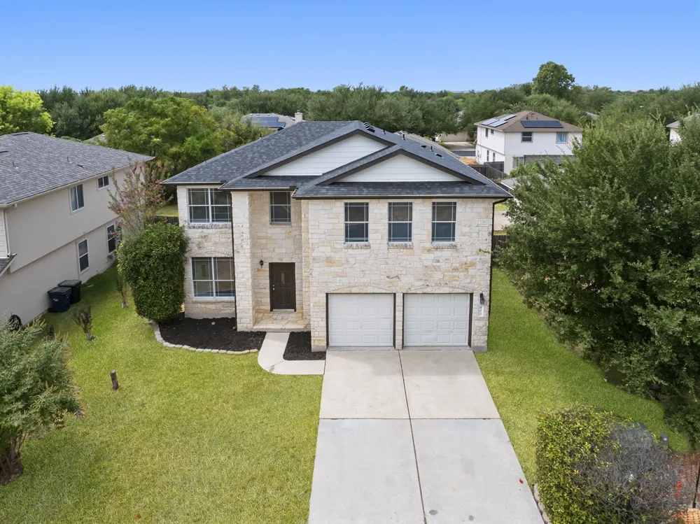 605 Decker Drive Hutto, TX 78634