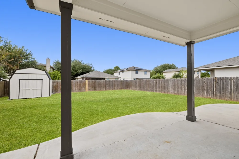 605 Decker Drive Hutto, TX 78634