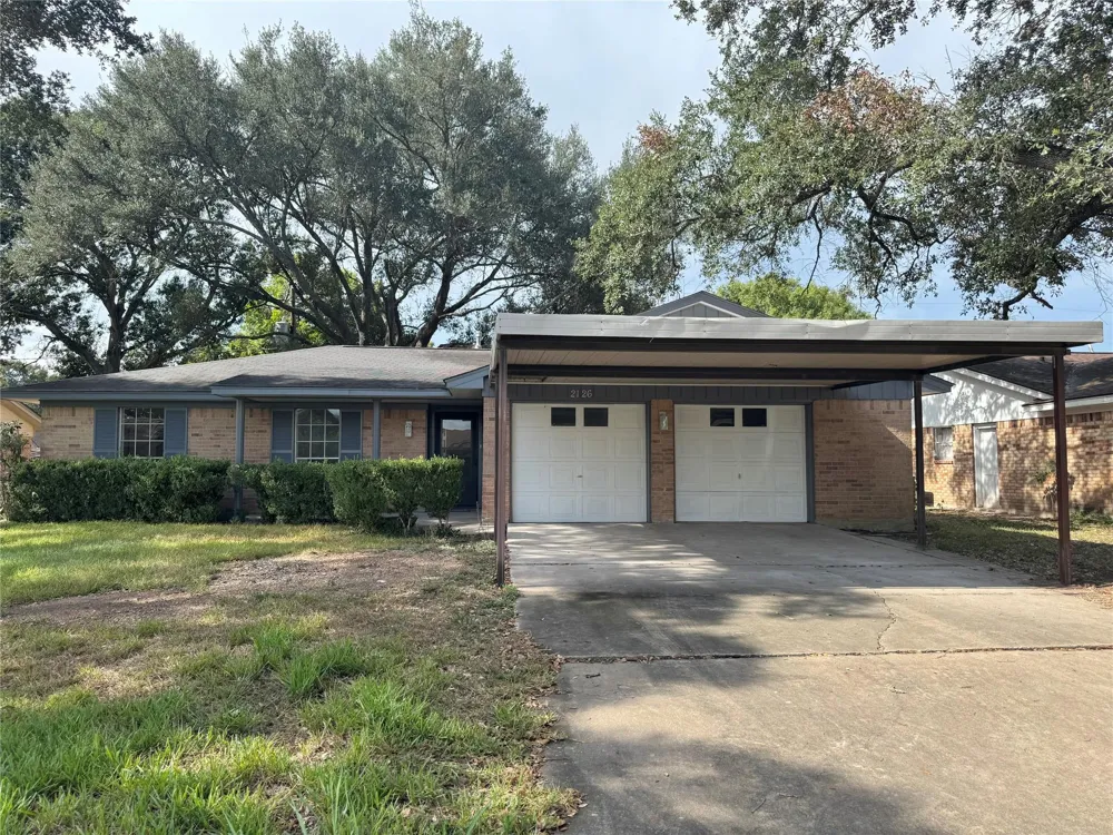 2126 Ripple Creek Drive Rosenberg, TX 77471