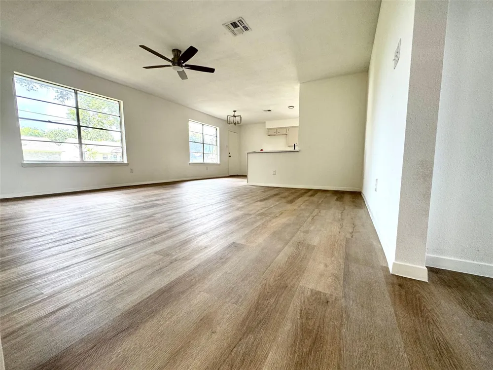 2126 Ripple Creek Drive Rosenberg, TX 77471