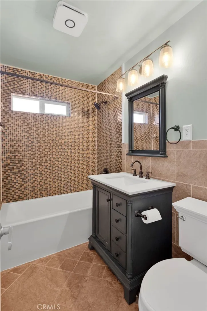 13861 Osage Apple Valley, CA 92307