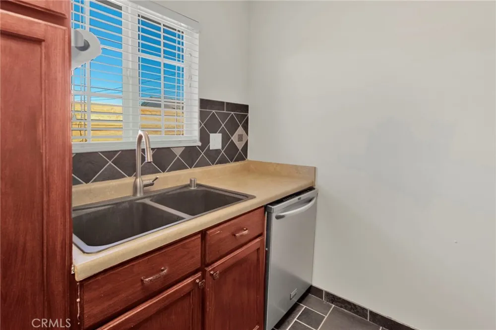 13861 Osage Apple Valley, CA 92307