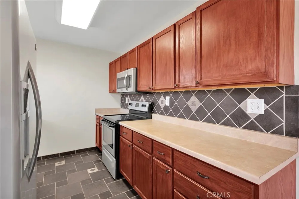 13861 Osage Apple Valley, CA 92307