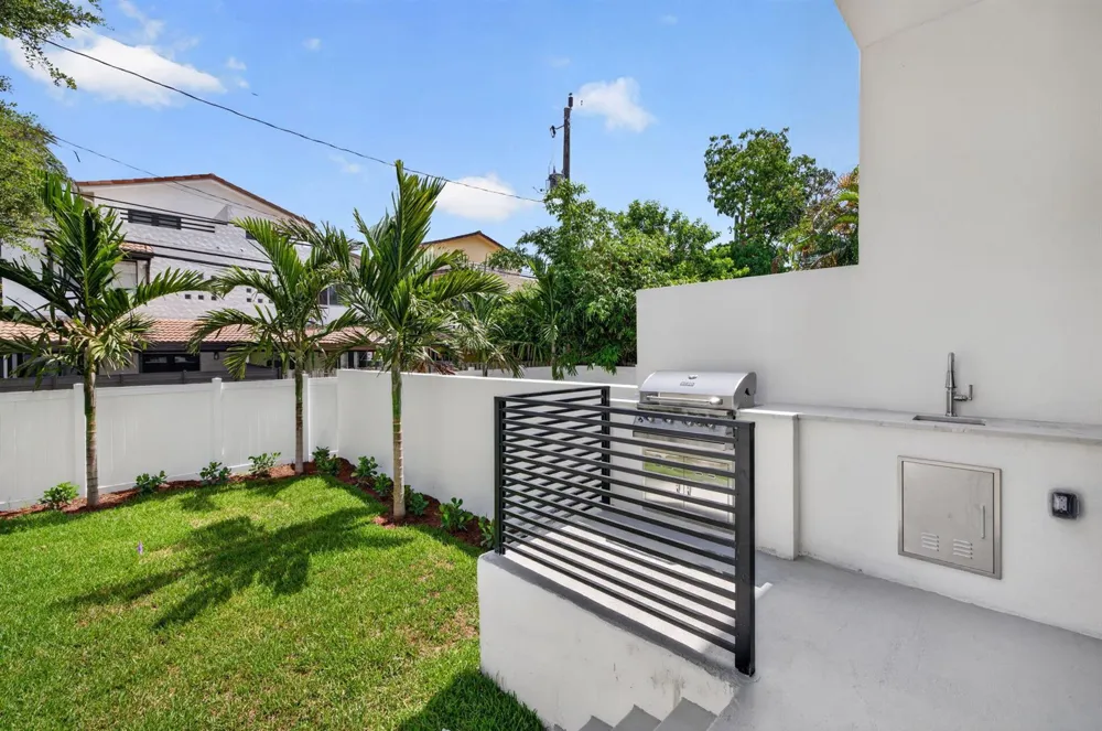 509 SW 11th Street Fort Lauderdale, FL 33315