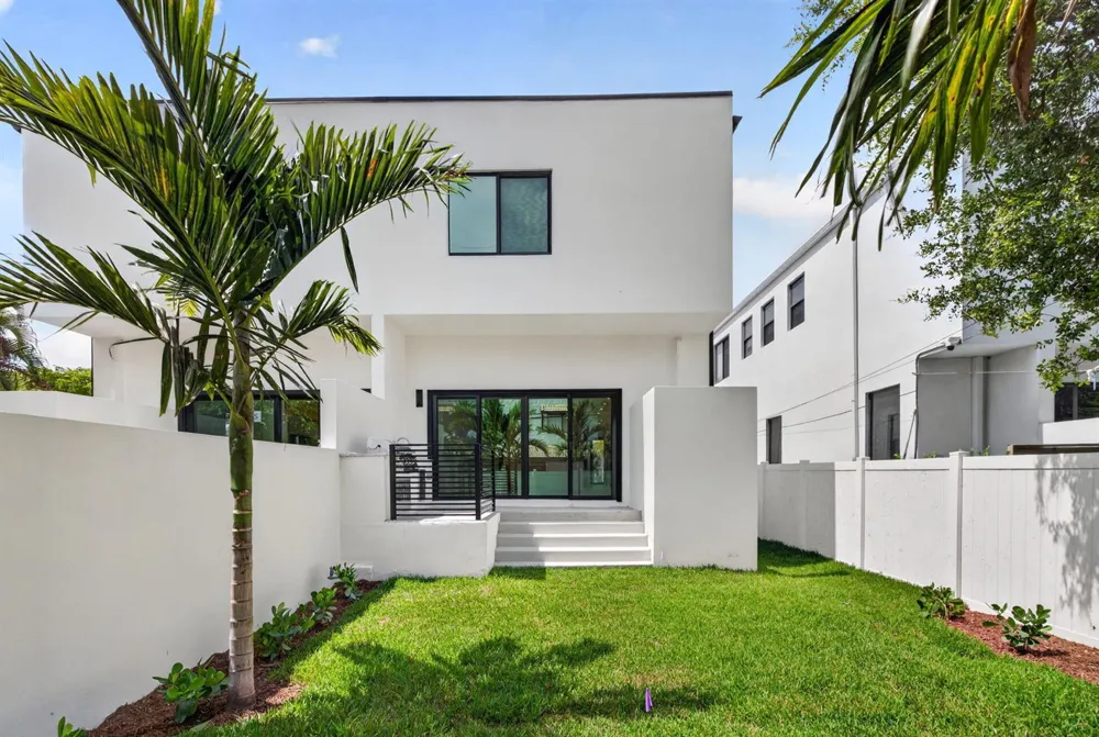 509 SW 11th Street Fort Lauderdale, FL 33315