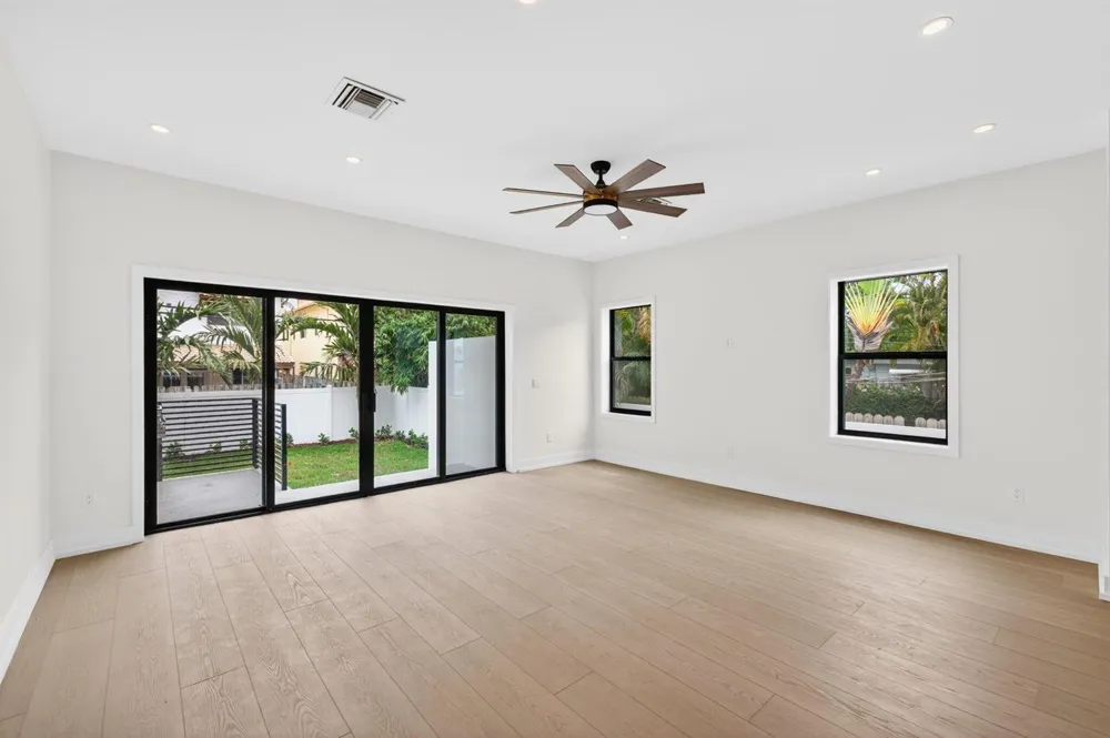 507 SW 11th Street Fort Lauderdale, FL 33315