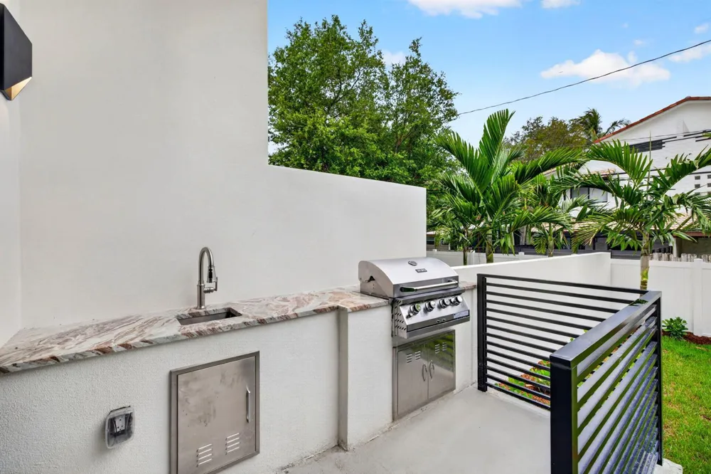 507 SW 11th Street Fort Lauderdale, FL 33315