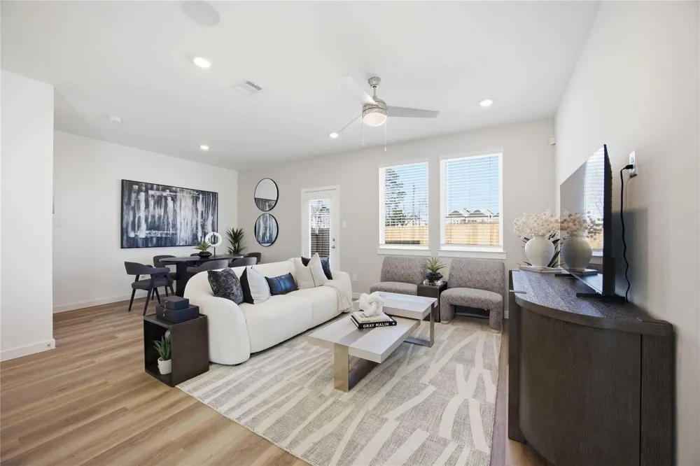 1209 Mansfield Grove Lane Houston, TX 77091