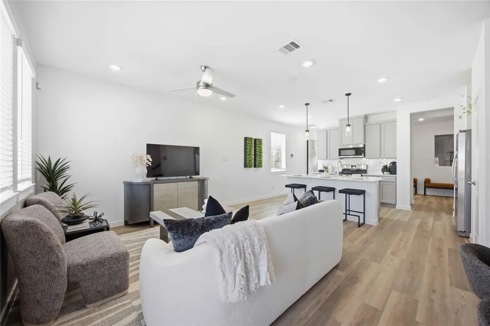 1209 Mansfield Grove Lane Houston, TX 77091