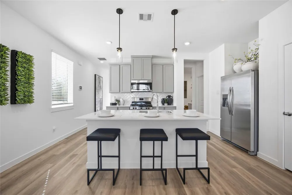 1209 Mansfield Grove Lane Houston, TX 77091