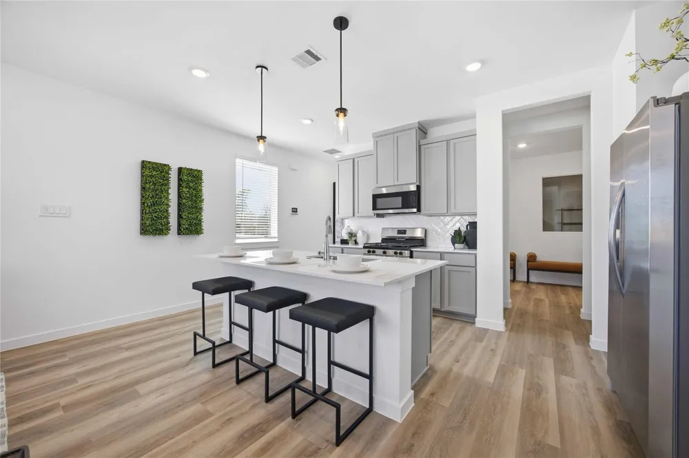 1209 Mansfield Grove Lane Houston, TX 77091