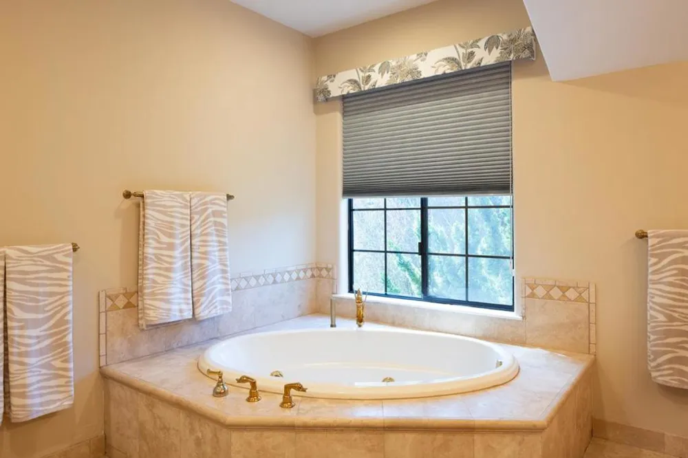 400 Dry Creek Road Monterey, CA 93940