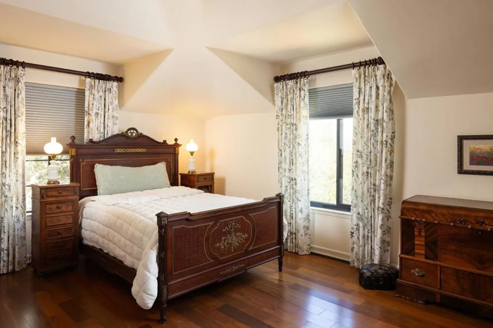 400 Dry Creek Road Monterey, CA 93940