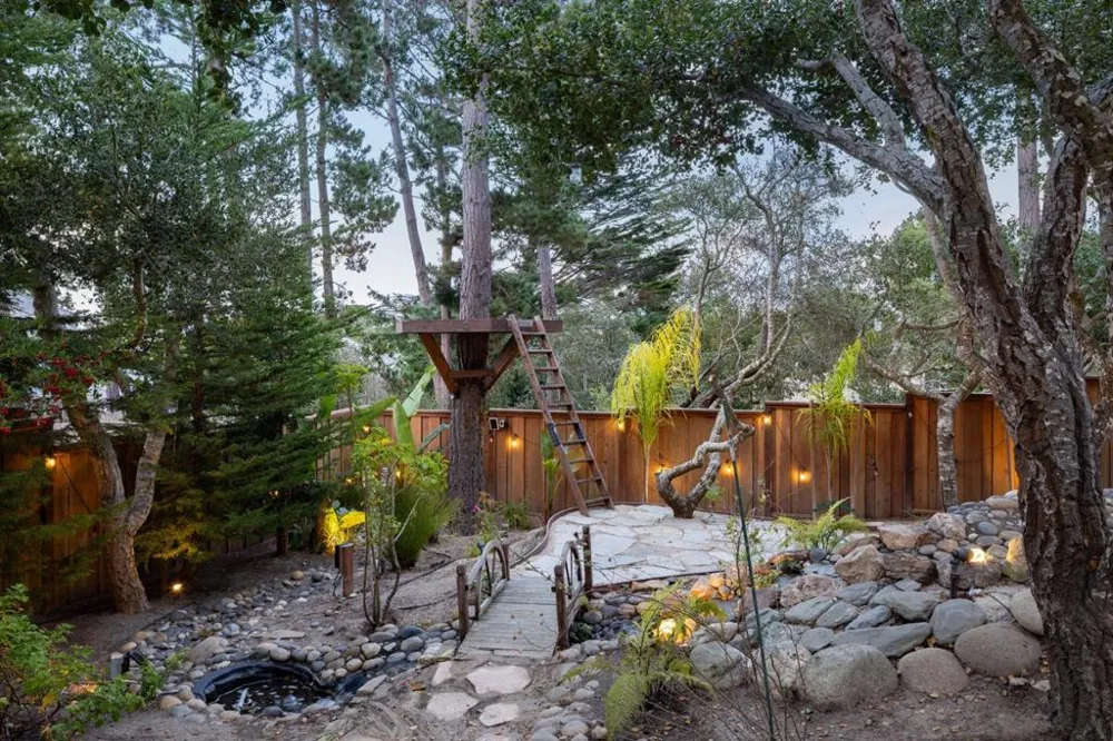 400 Dry Creek Road Monterey, CA 93940