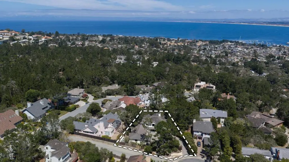400 Dry Creek Road Monterey, CA 93940