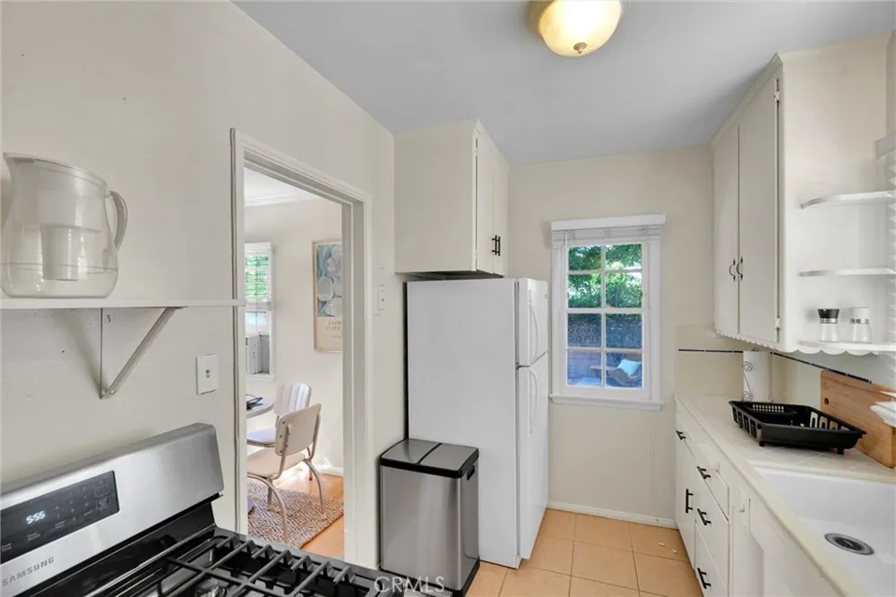 4270 Troost Studio City, CA 91604