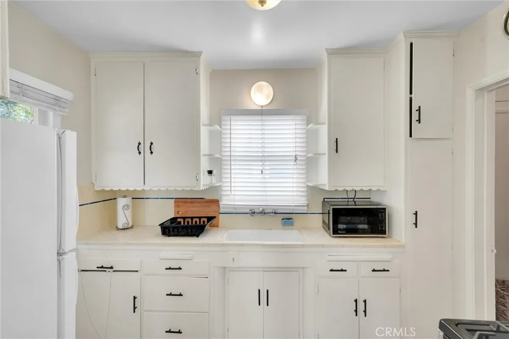4270 Troost Studio City, CA 91604