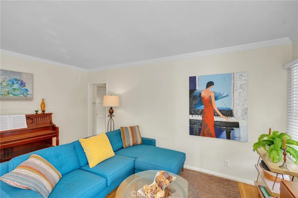 4270 Troost Studio City, CA 91604