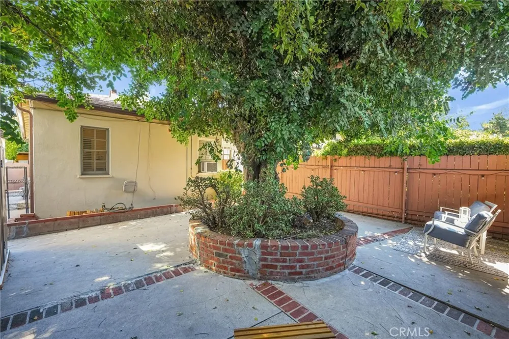4270 Troost Studio City, CA 91604