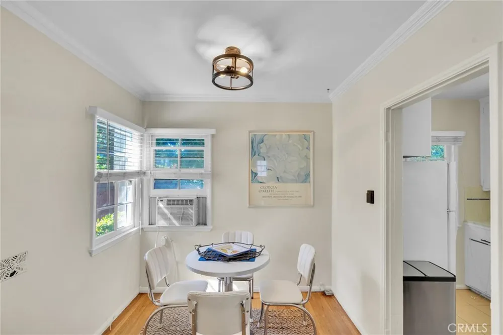 4270 Troost Studio City, CA 91604
