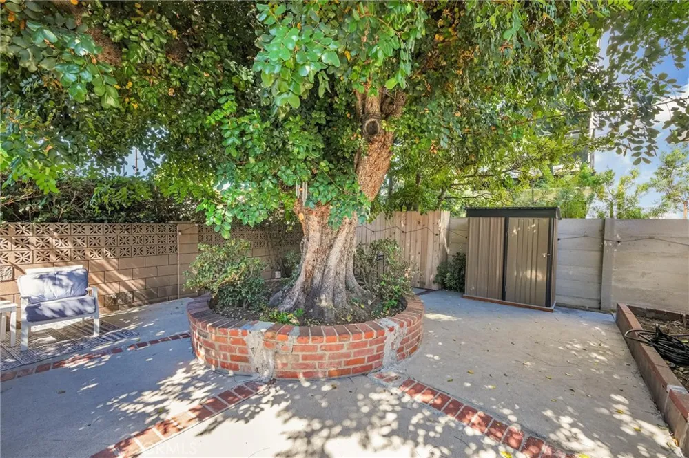 4270 Troost Studio City, CA 91604