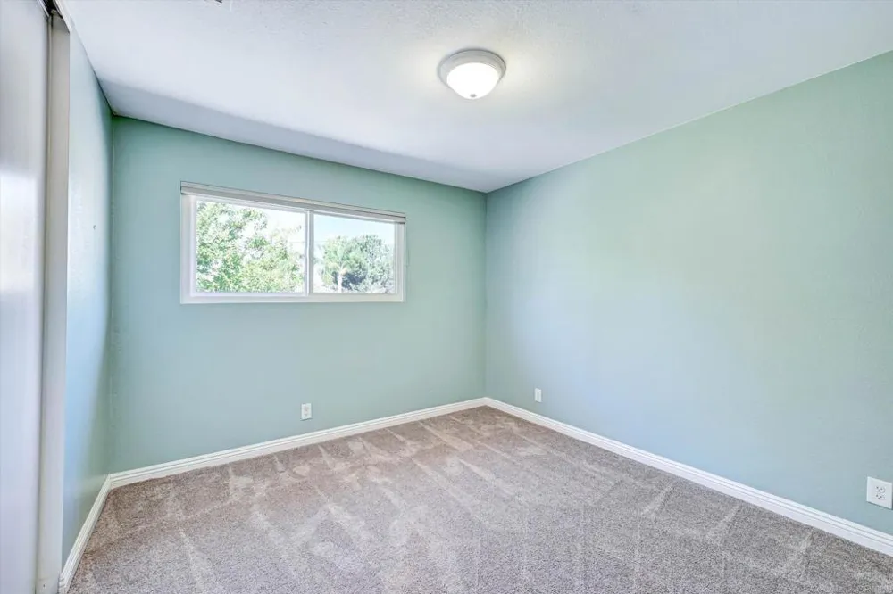 15436 Las Manzanitas Road Ramona, CA 92065