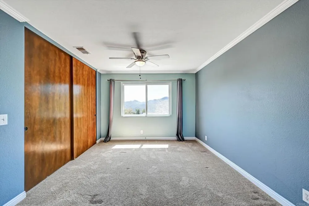 15436 Las Manzanitas Road Ramona, CA 92065