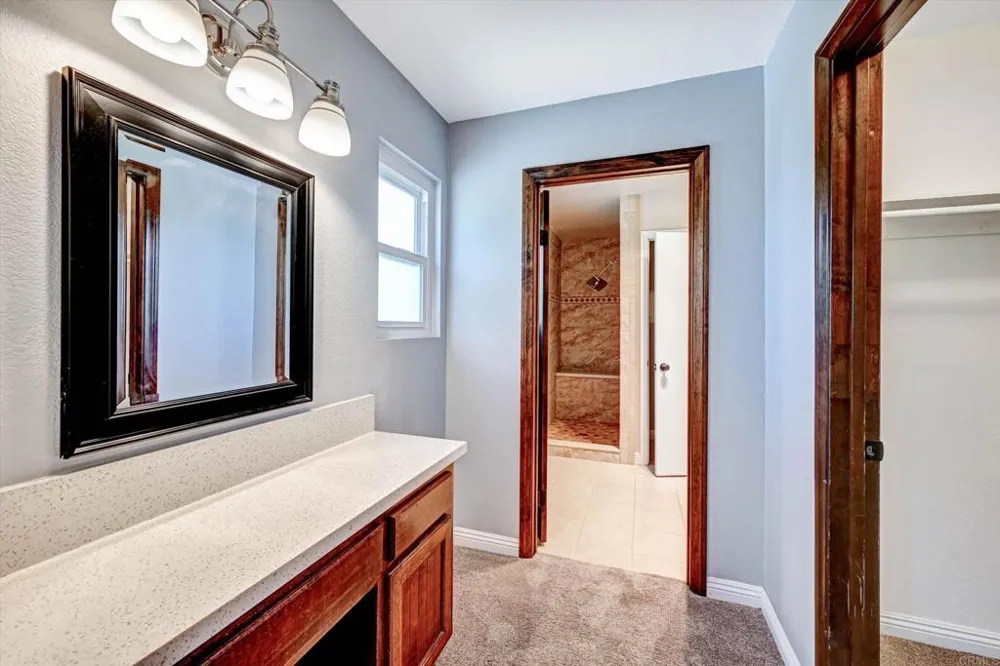 15436 Las Manzanitas Road Ramona, CA 92065