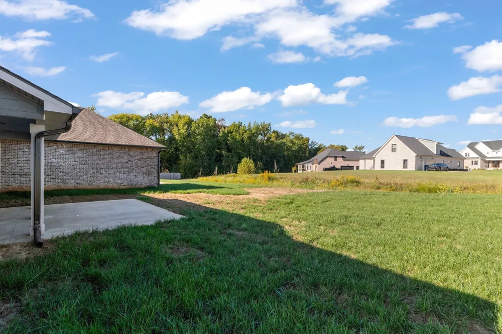120 Denton Ct Clarksville, TN 37043