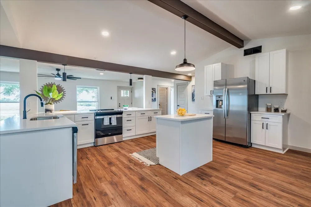 1102 Austin Avenue Georgetown, TX 78626