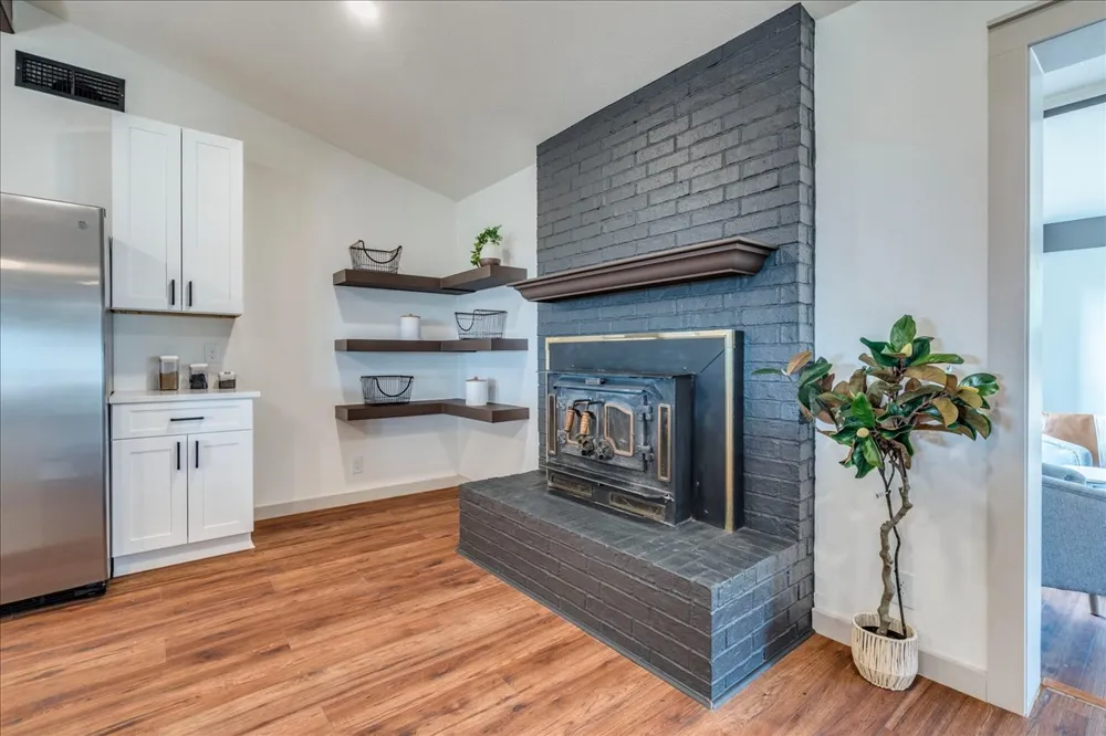 1102 Austin Avenue Georgetown, TX 78626