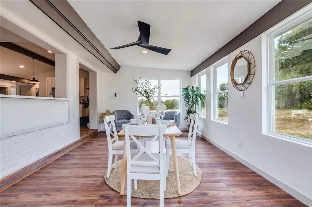 1102 Austin Avenue Georgetown, TX 78626