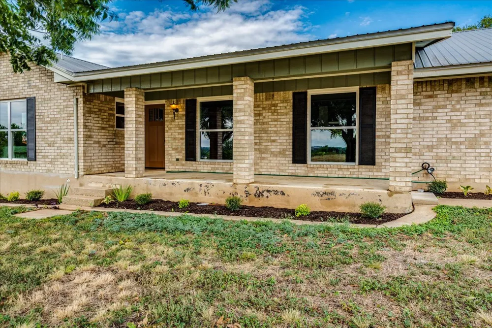 1102 Austin Avenue Georgetown, TX 78626