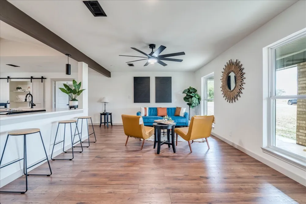 1102 Austin Avenue Georgetown, TX 78626