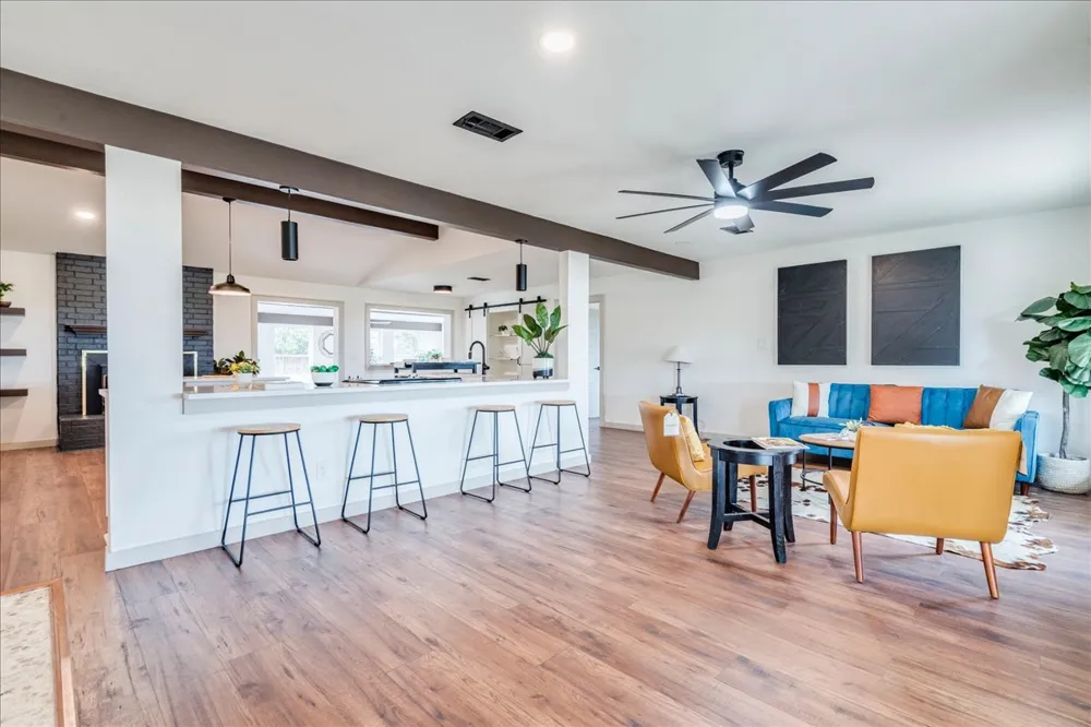1102 Austin Avenue Georgetown, TX 78626